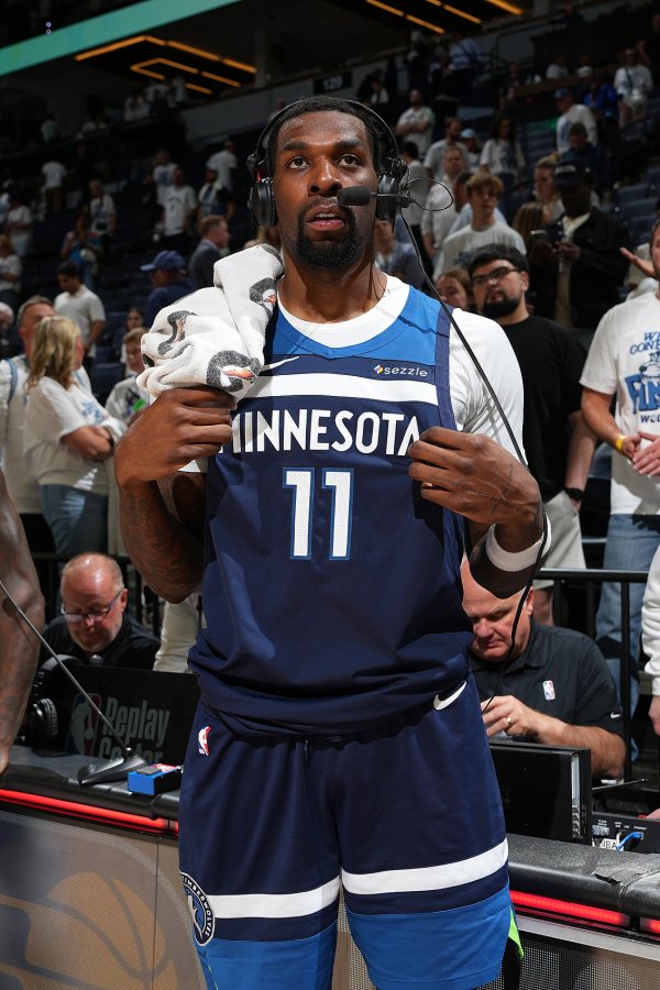 Reed averaged 13.5 points, 5.2